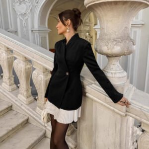 Retro contrasting color stitching skirt black waist long sleeve small blazer for women