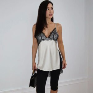 Fashionable and elegant slim-fitting camisole commuting versatile contrasting color tops for women