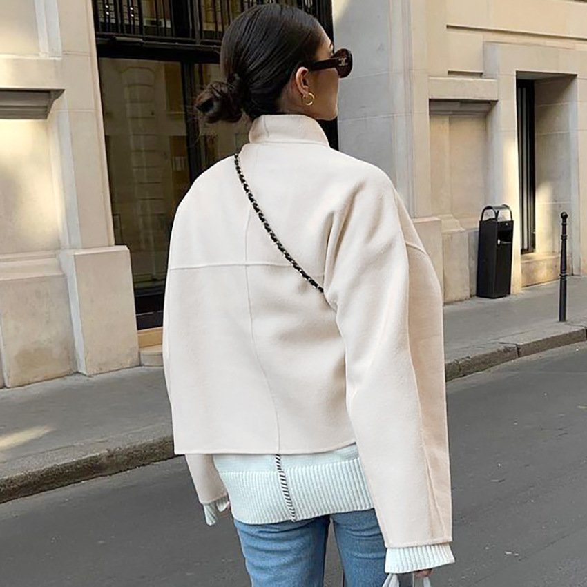 Woolen coat, woolen top, loose splicing design, warm women's short clothing - Image 2